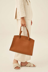 Oroton Atlas Day Bag in Cognac and Pebble Leather for Women