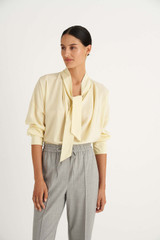 Oroton Fluid Blouse in Butter and 92% Silk 8% Spandex for Women