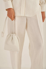 Oroton Lilia Crossbody in Pure White and Smooth Leather for Women