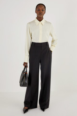 Oroton Flat Front Pant in Black and 53% Polyester 42% Wool 5% Elastane for Women
