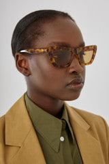 Profile view of model wearing the Oroton Sunglasses Alba in Vintage Tort and Acetate for Women