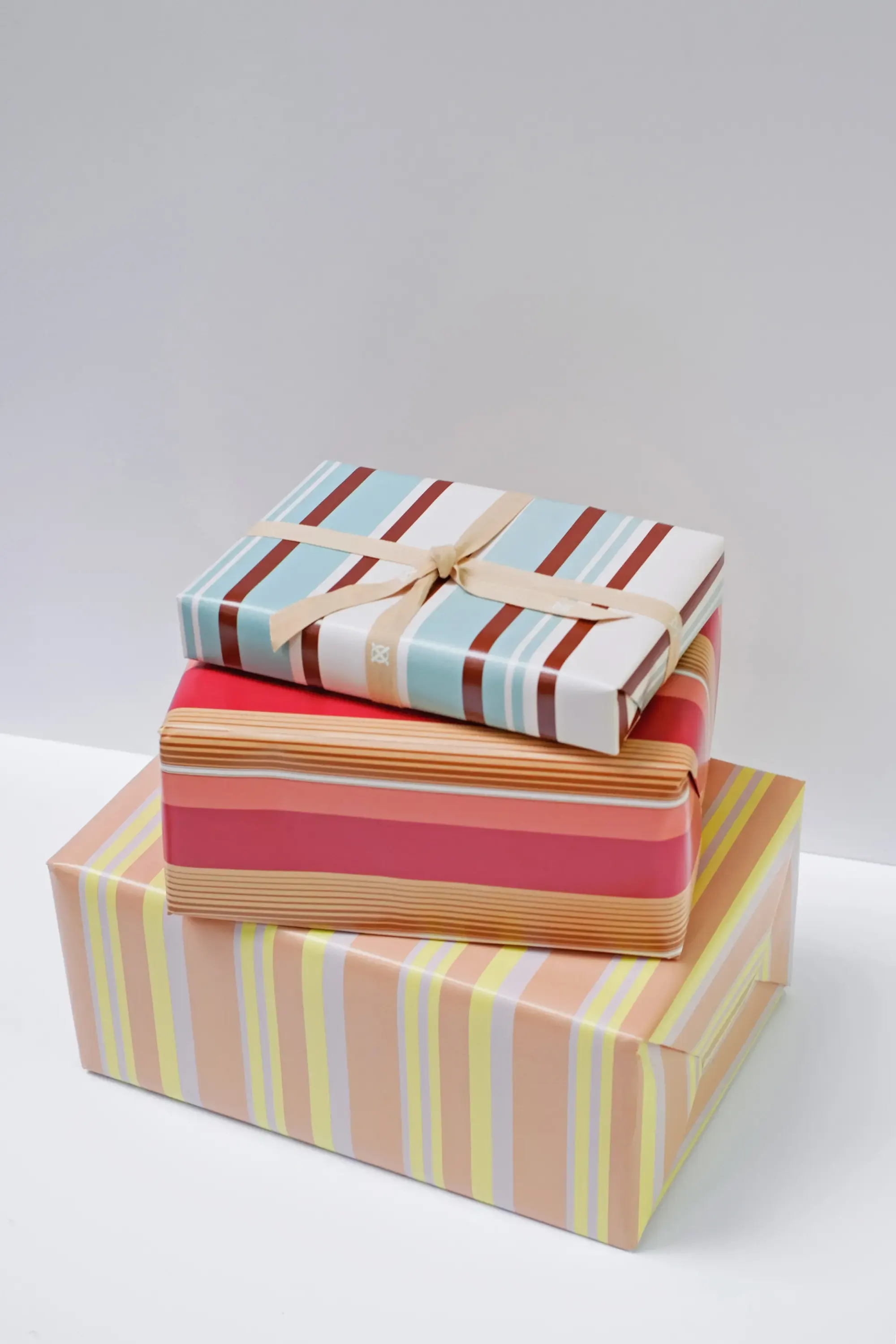 Oroton Holiday Gift Wrapping